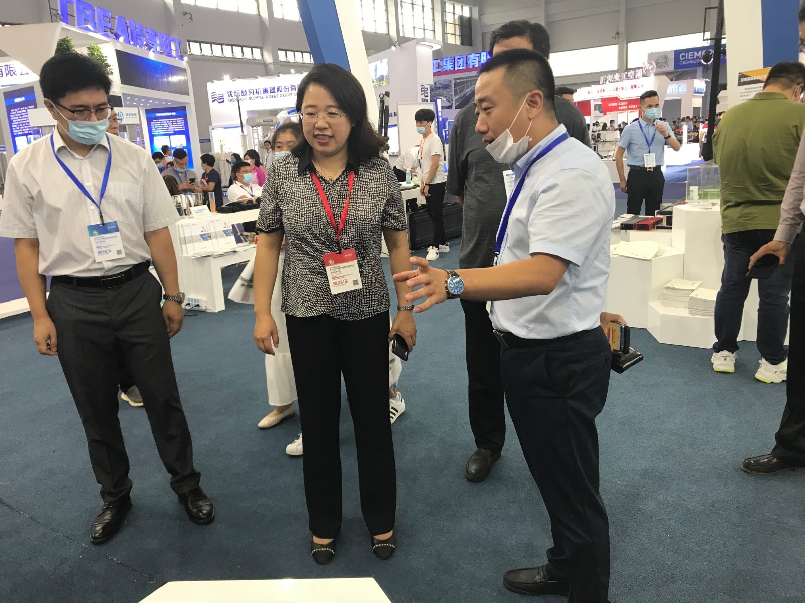 制博会即将落幕，万搏平台_万搏（中国）一站式服务平台精彩继续(图4)